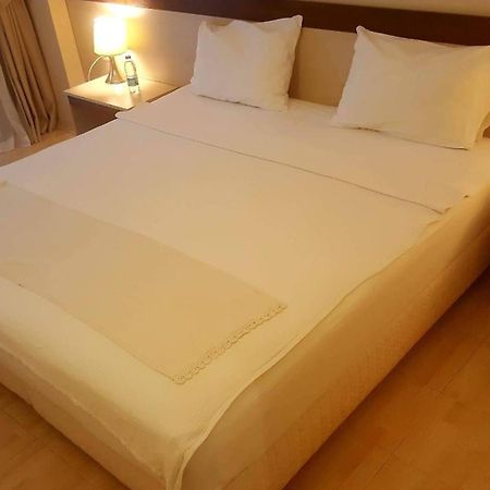 Atlas Apart Hotel Çeşme Esterno foto