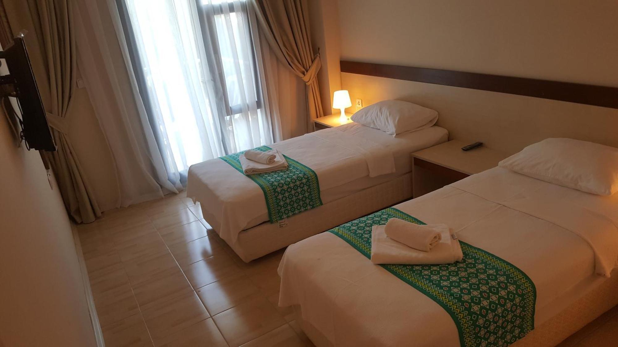 Atlas Apart Hotel Çeşme Esterno foto