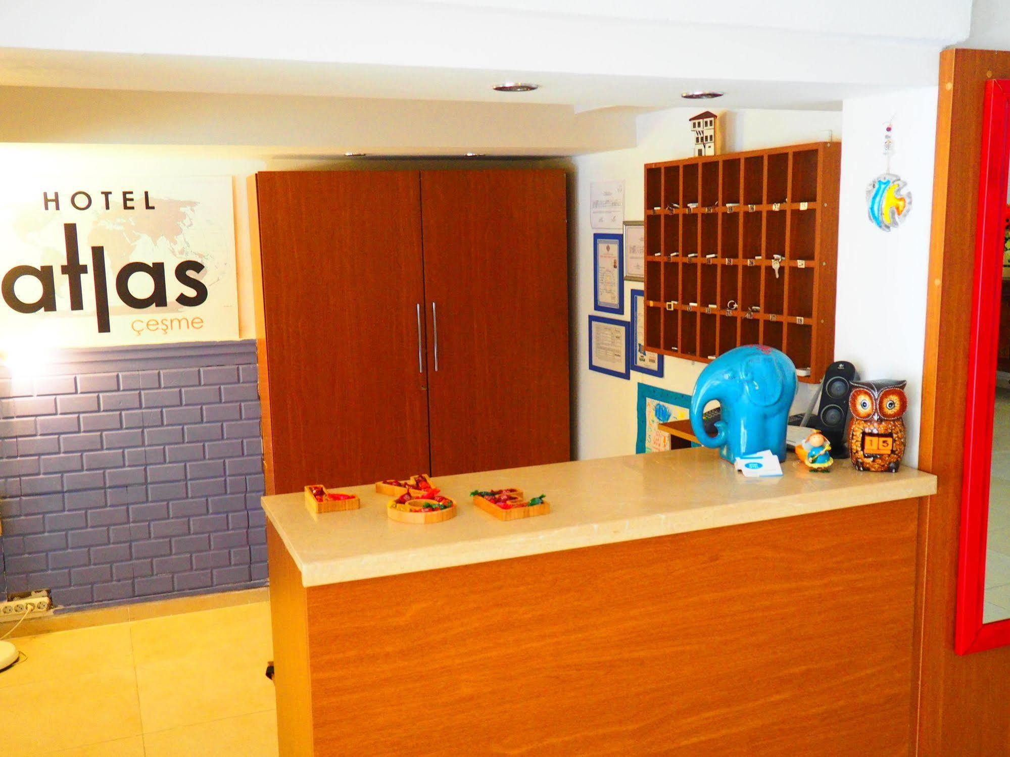 Atlas Apart Hotel Çeşme Esterno foto