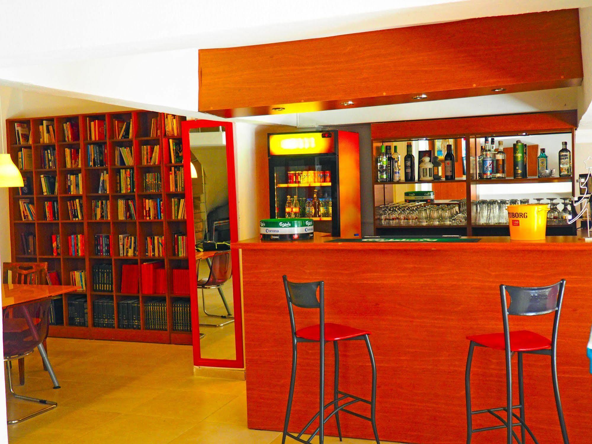 Atlas Apart Hotel Çeşme Esterno foto